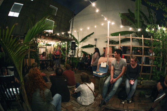 Lisa Haagen - singer songwriter concert